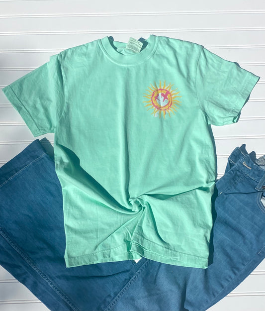 Sun Rays & Lake Days Tee